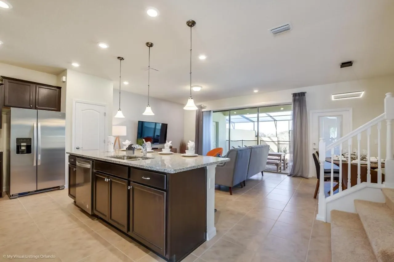 4587Terra Villa Davenport Holiday home