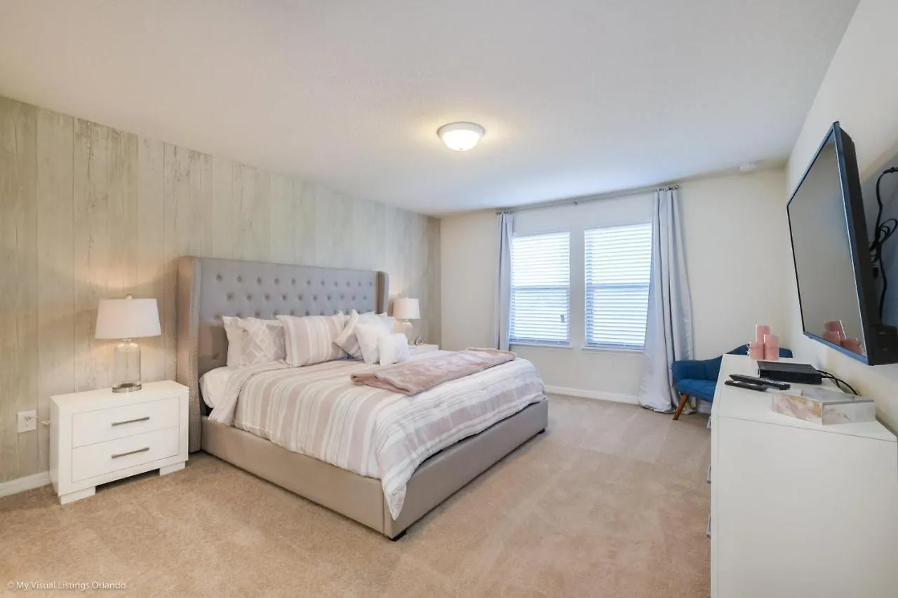 4587Terra Villa Davenport 0*,