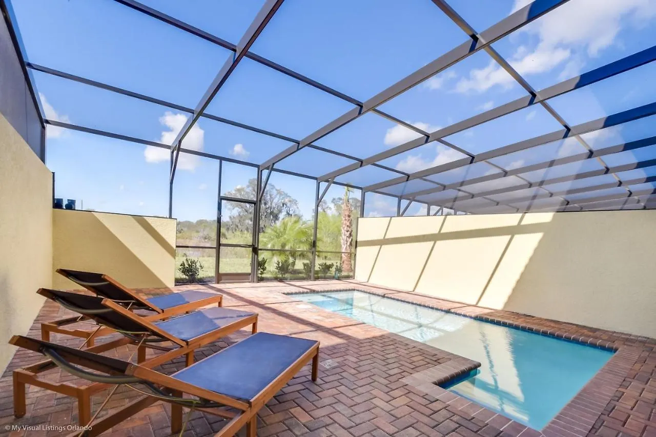 4587Terra Villa Davenport Holiday home